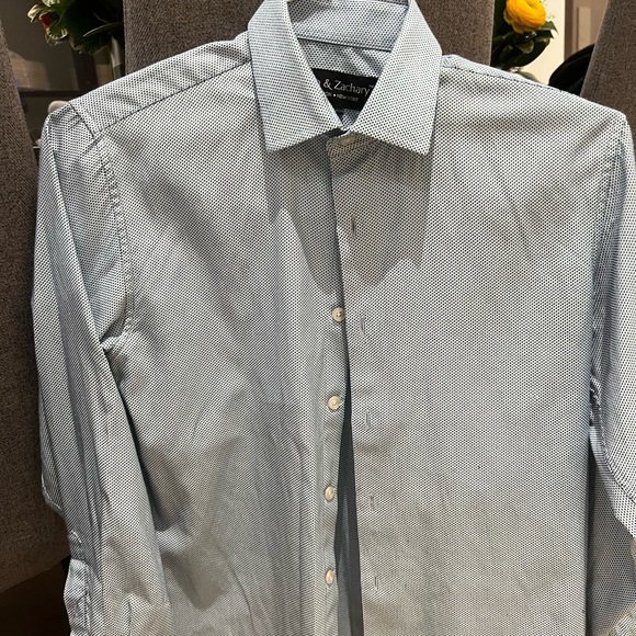 4 boys dress shirts - Picture 2 of 5